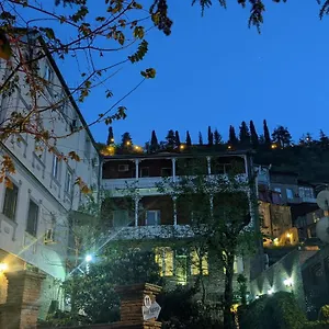 Kalanga מלון